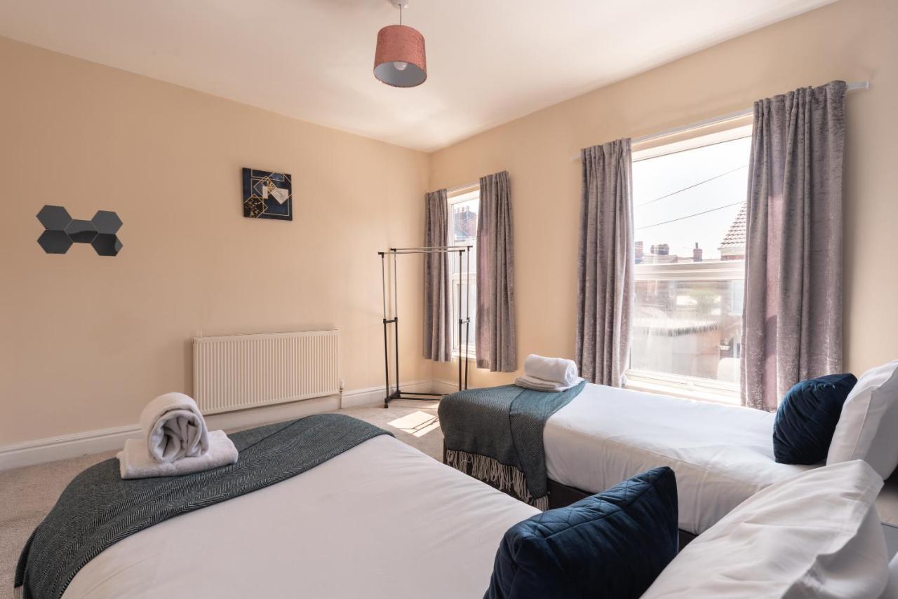 3 Bedroom-5 Beds Newland Ave King'S Palace Leisure-Contractor-Heart Of Hull Amenities Kingston upon Hull Eksteriør billede