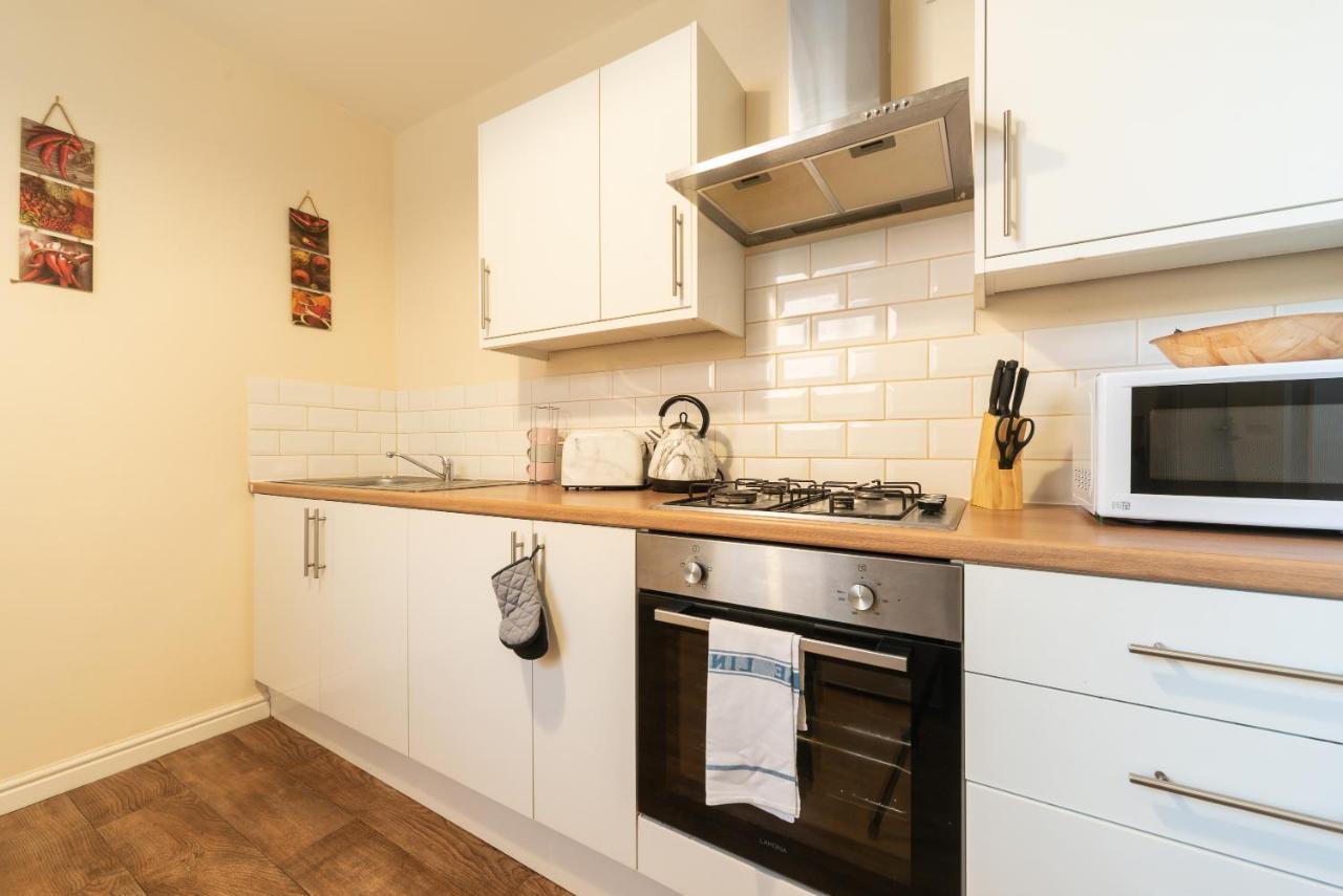3 Bedroom-5 Beds Newland Ave King'S Palace Leisure-Contractor-Heart Of Hull Amenities Kingston upon Hull Eksteriør billede